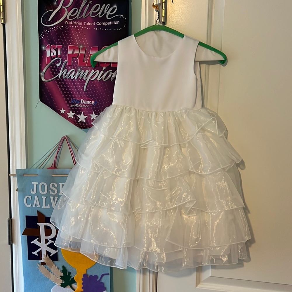 Little girls size 4 white flower girl dress